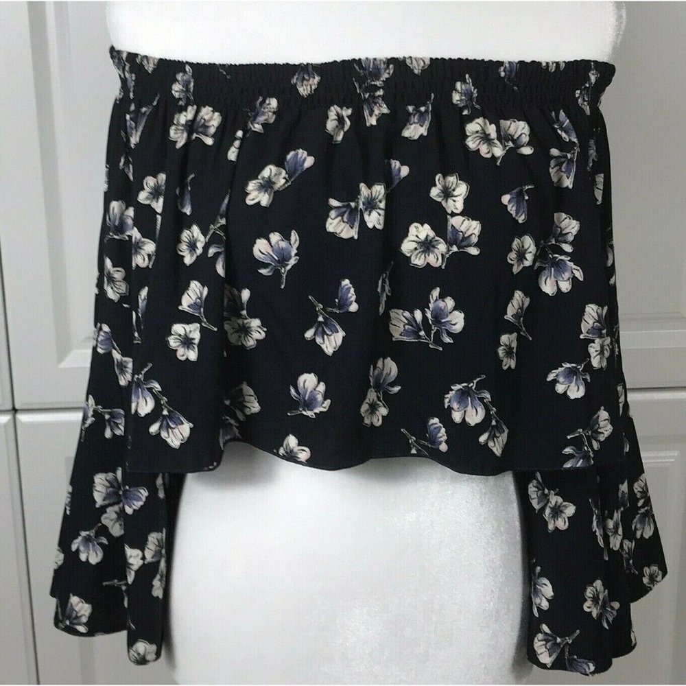 NWT LF Love Crop Top Size Small Navy Blue Floral Off Shoulder Bell Sleeve Boho